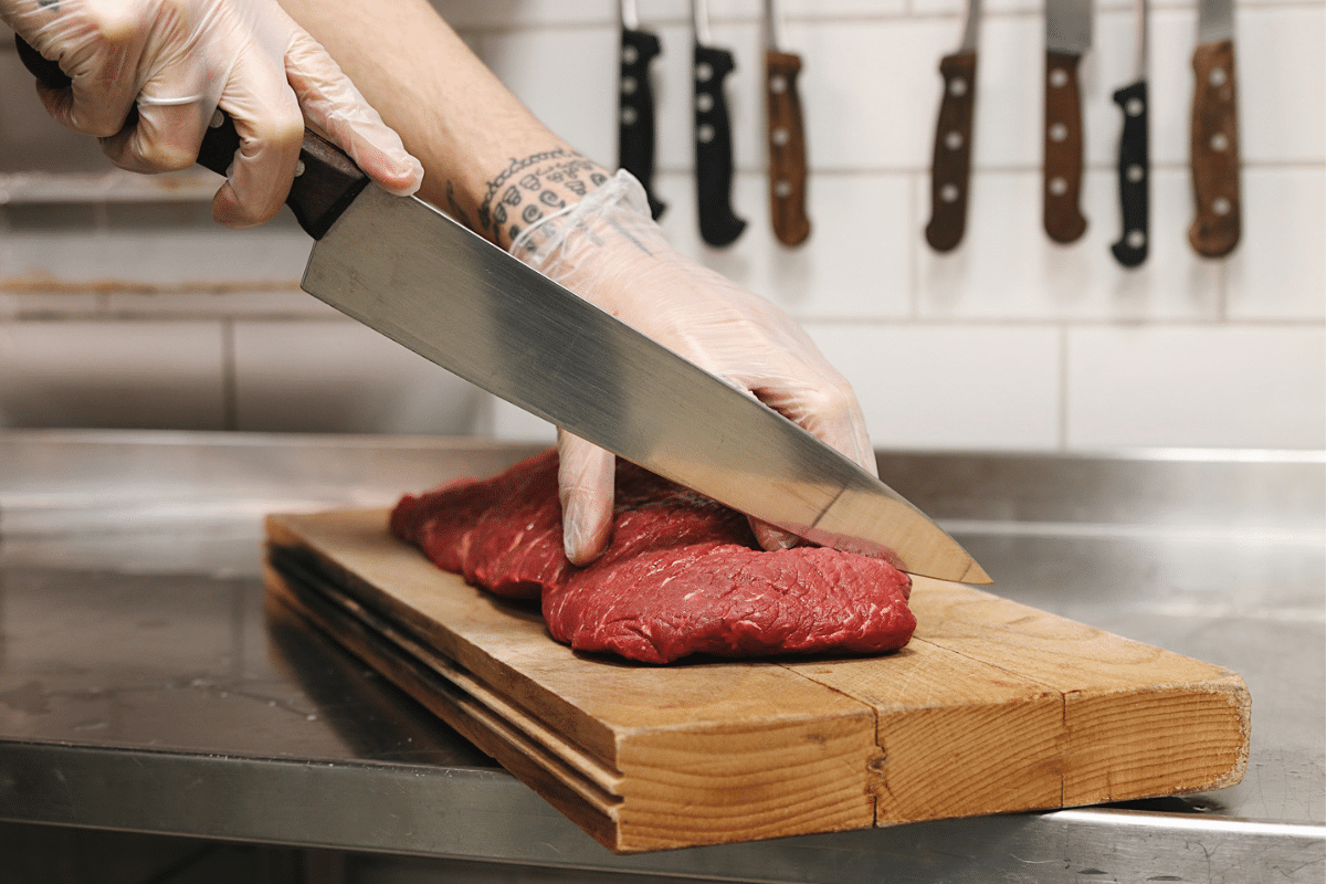 kött som hackas till råbiff